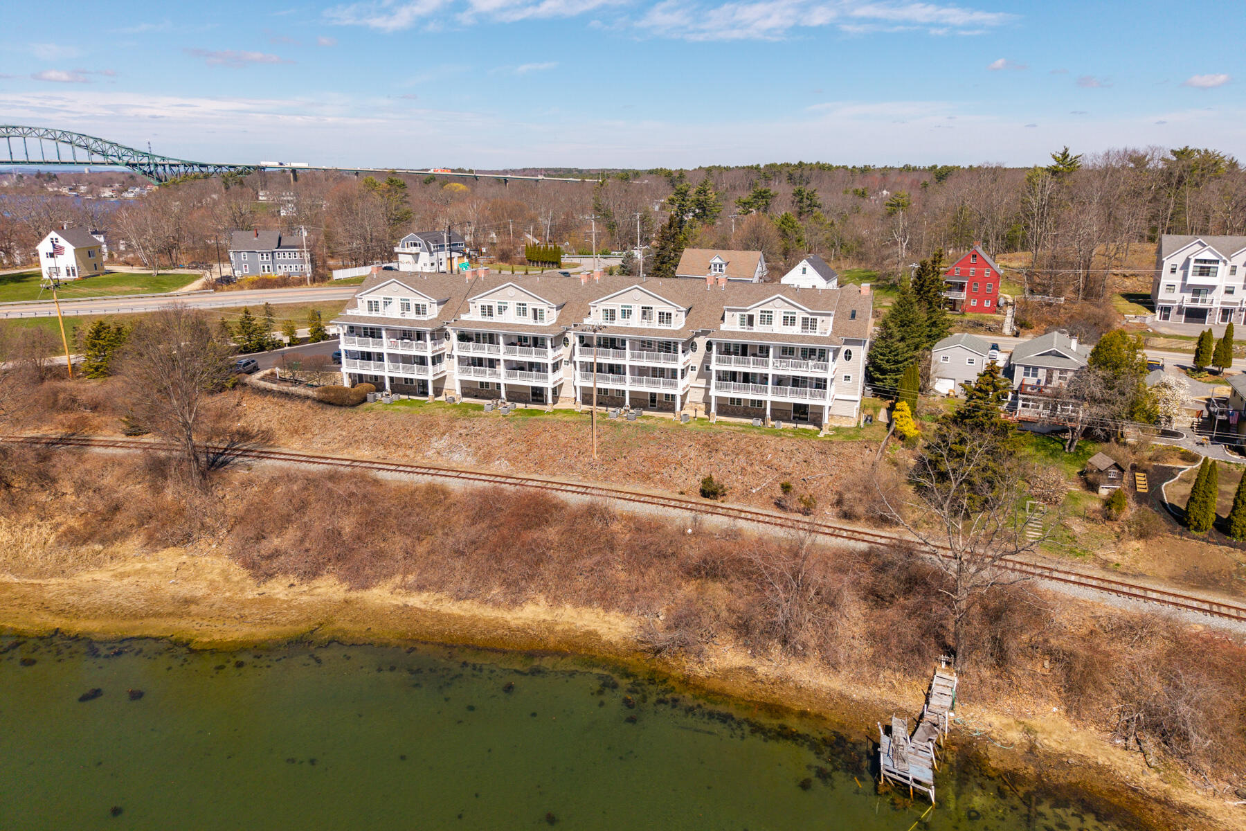 19 Bridge Street Kittery ME 03904