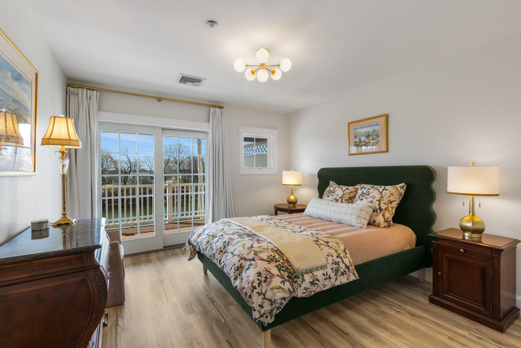 19 Bridge Street Kittery ME 03904