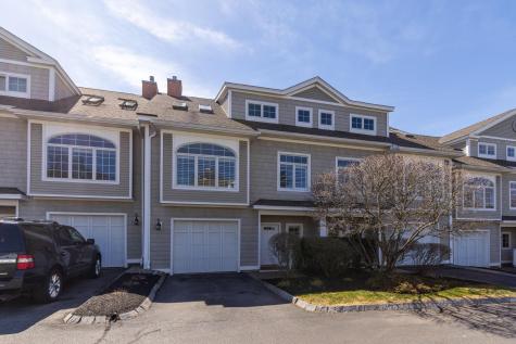 19 Bridge Street Kittery ME 03904