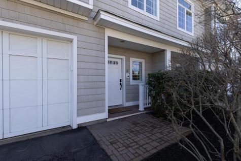19 Bridge Street Kittery ME 03904