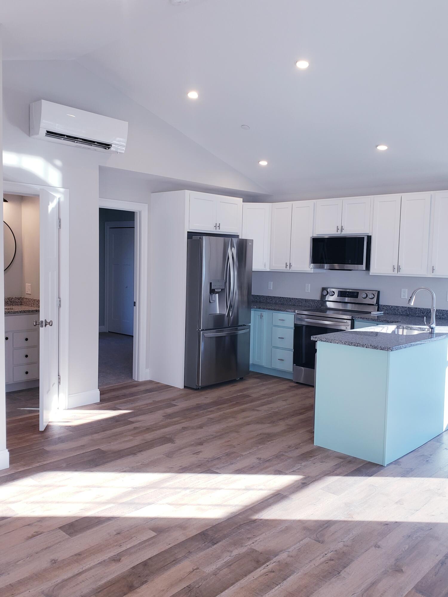 25 Heritage Way Saco ME 04072