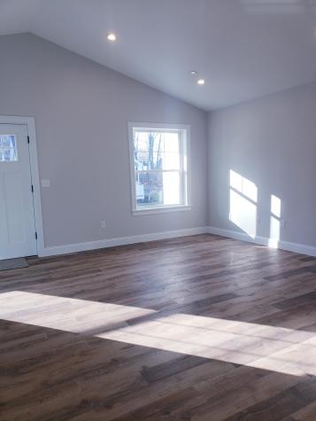 25 Heritage Way Saco ME 04072