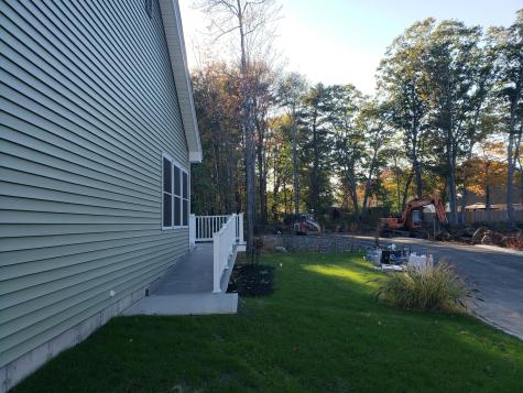 25 Heritage Way Saco ME 04072
