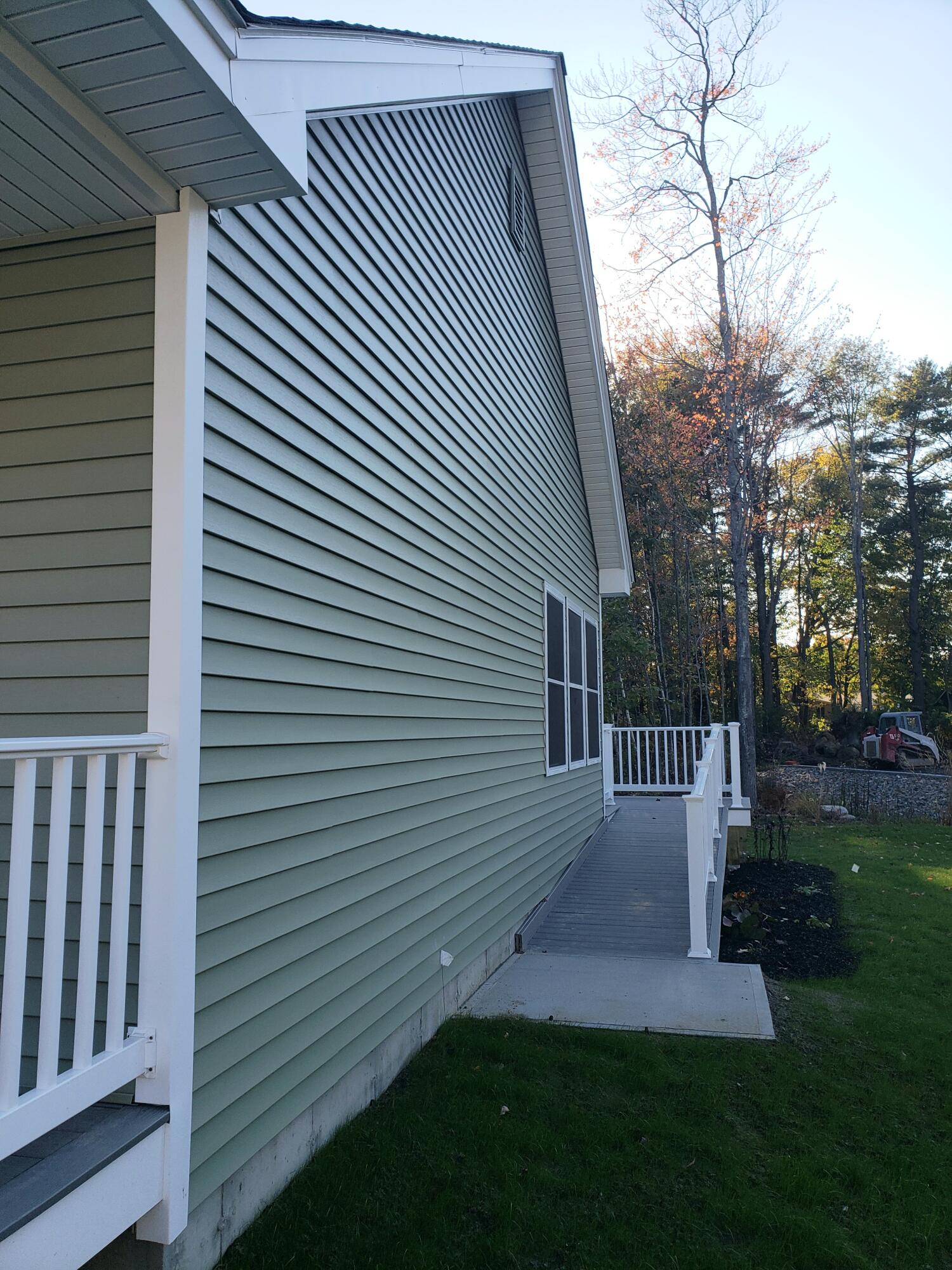 25 Heritage Way Saco ME 04072