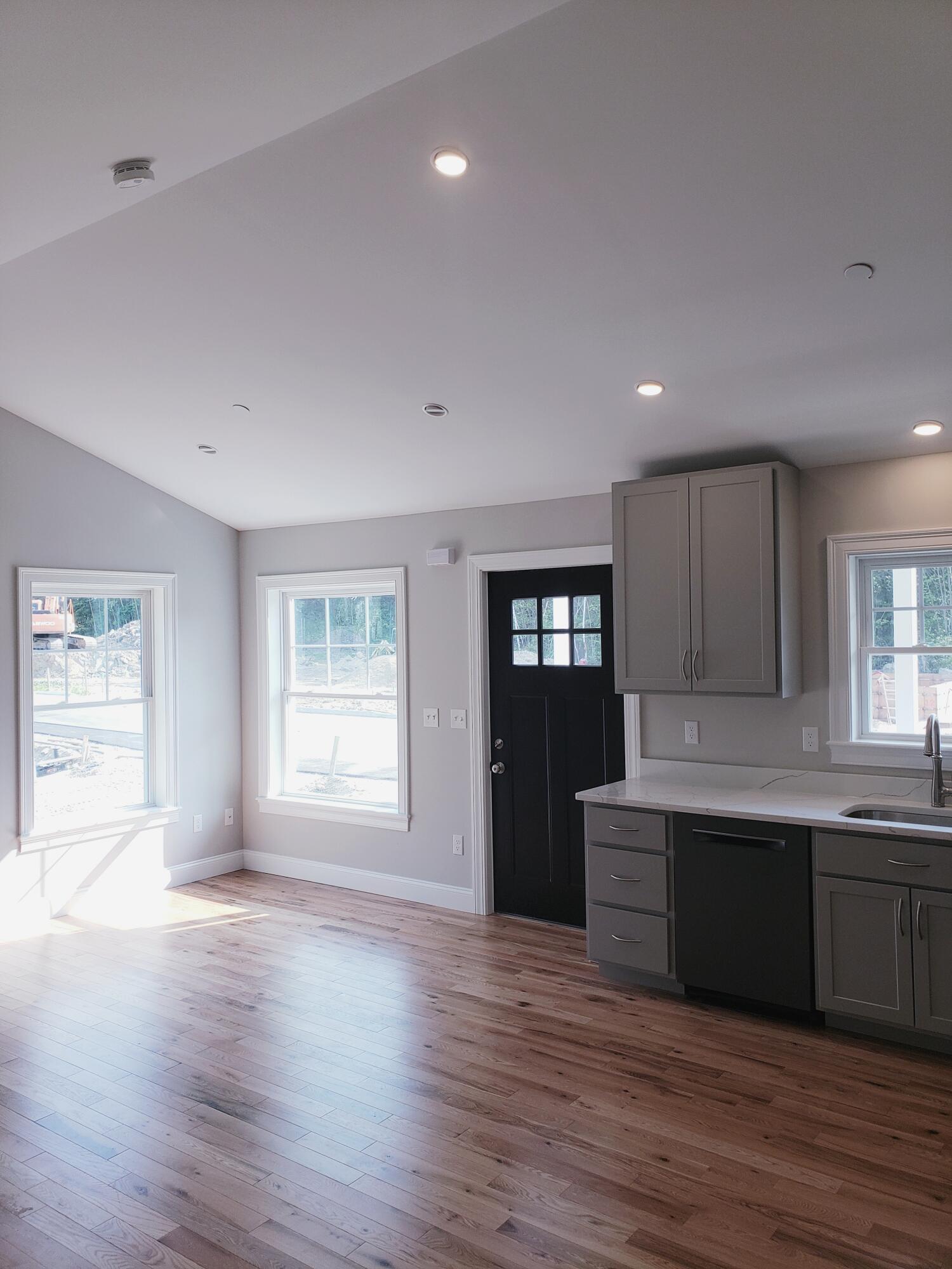 25 Heritage Way Saco ME 04072