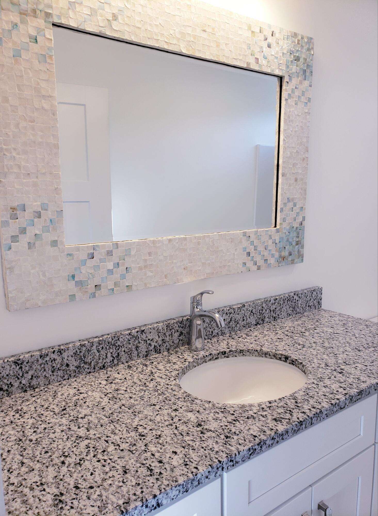 25 Heritage Way Saco ME 04072