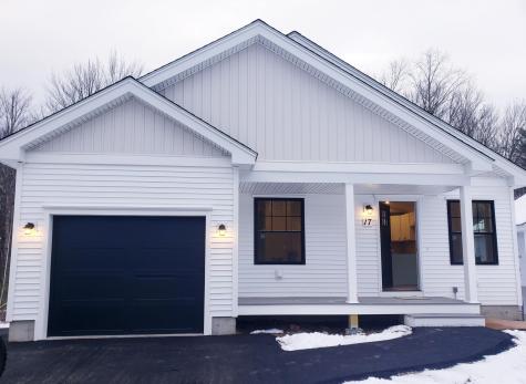 25 Heritage Way Saco ME 04072