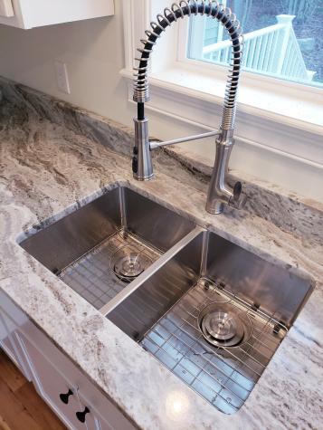 25 Heritage Way Saco ME 04072