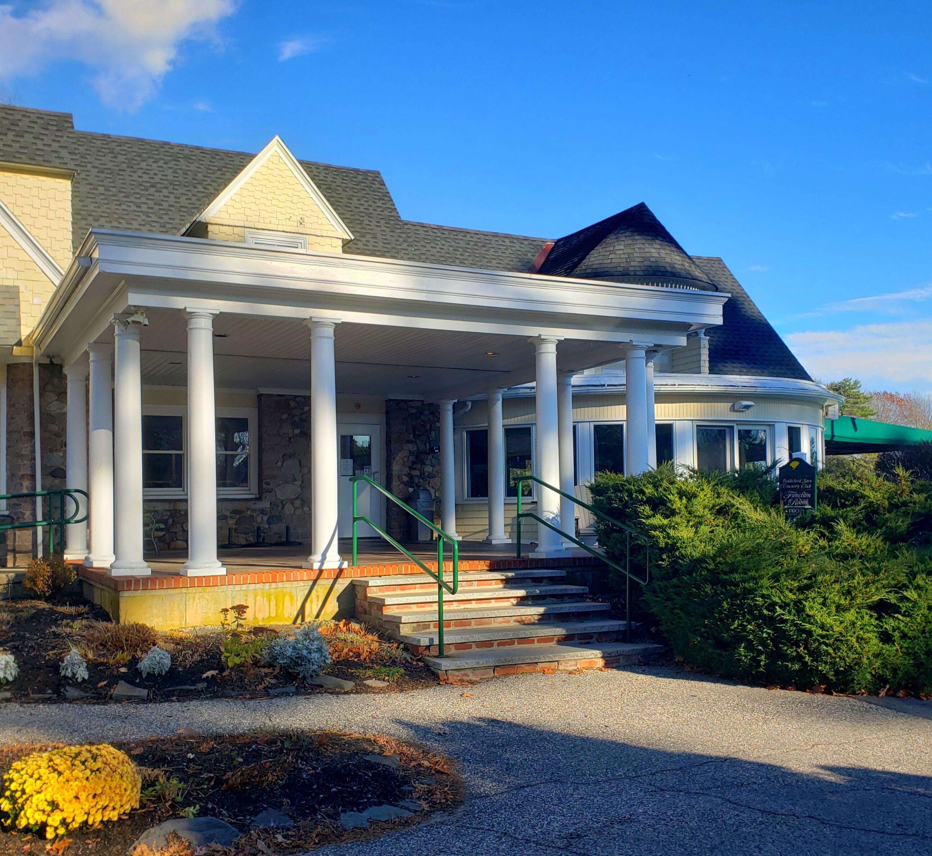 18 Heritage Way Saco ME 04072