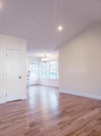 25 Heritage Way Saco ME 04072
