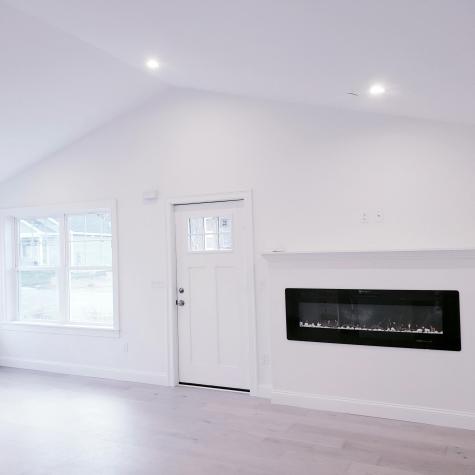 25 Heritage Way Saco ME 04072