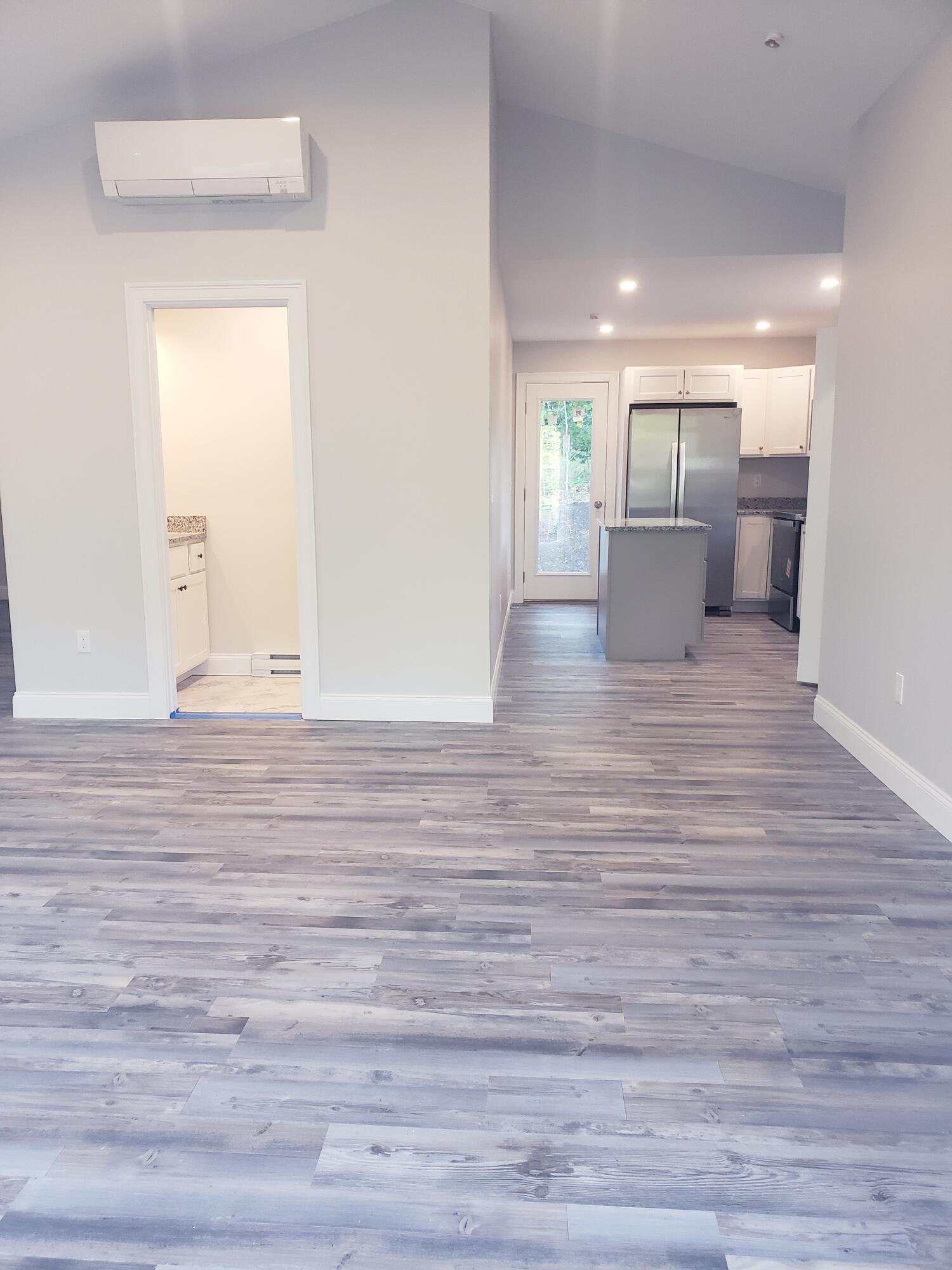25 Heritage Way Saco ME 04072