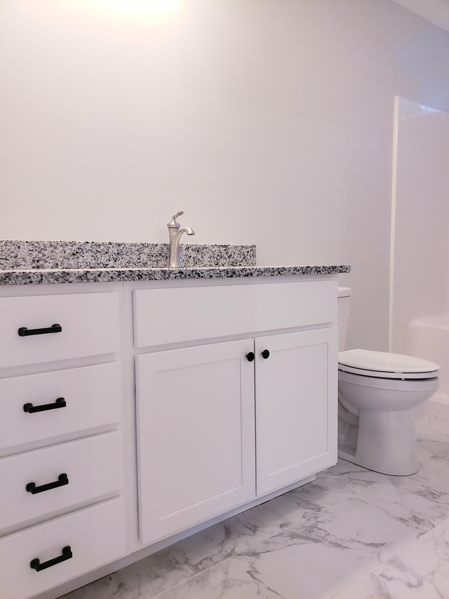 25 Heritage Way Saco ME 04072