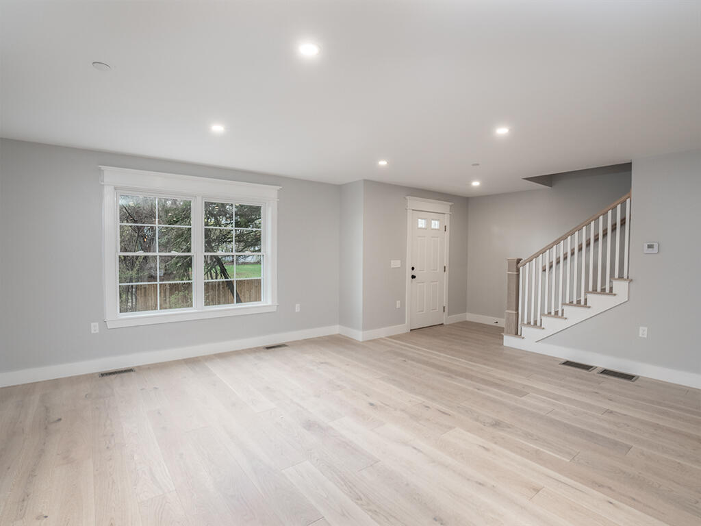 30 Fawn Woods Way Westbrook ME 04092