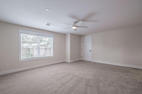 30 Fawn Woods Way Westbrook ME 04092