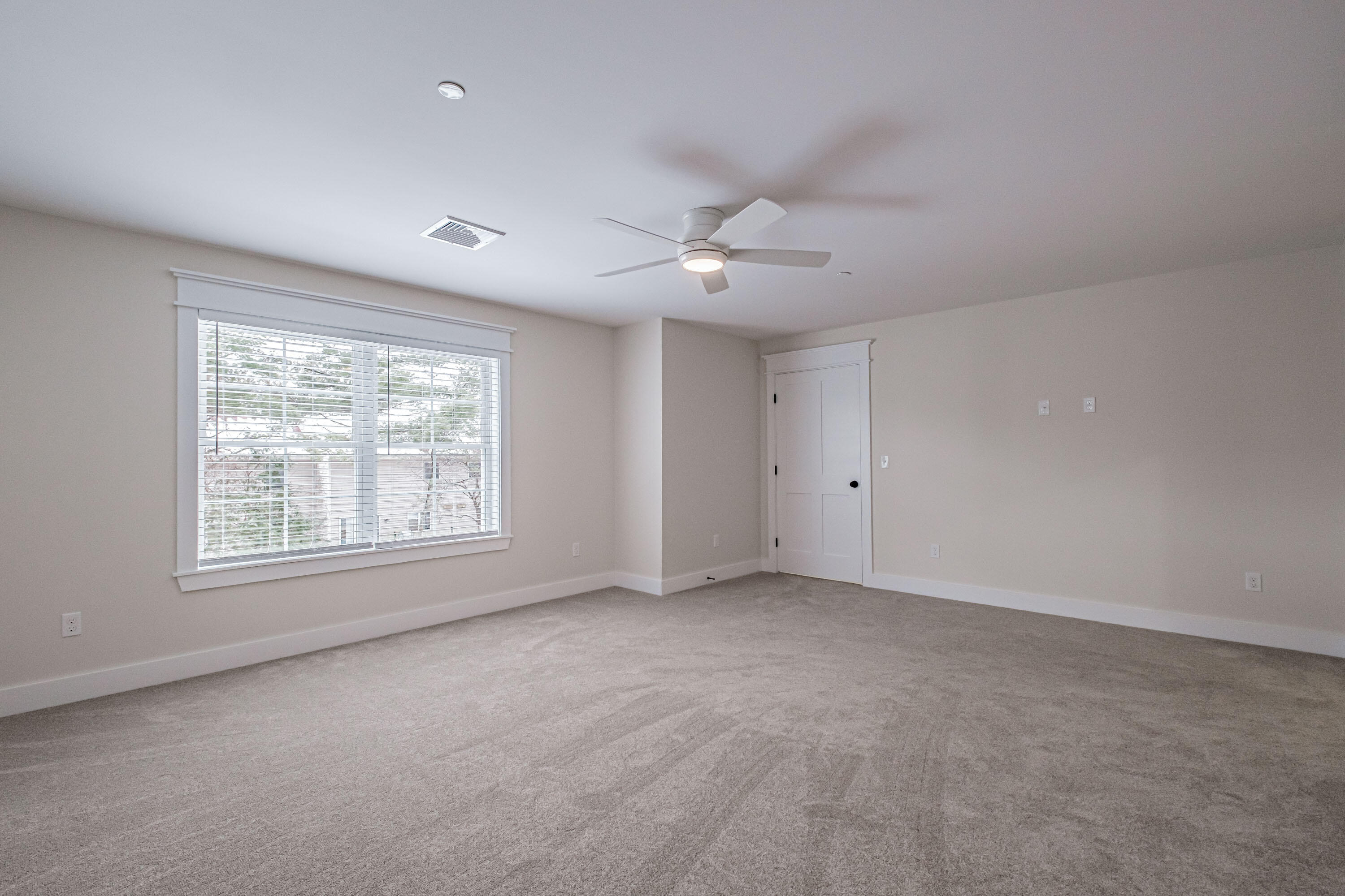 30 Fawn Woods Way Westbrook ME 04092
