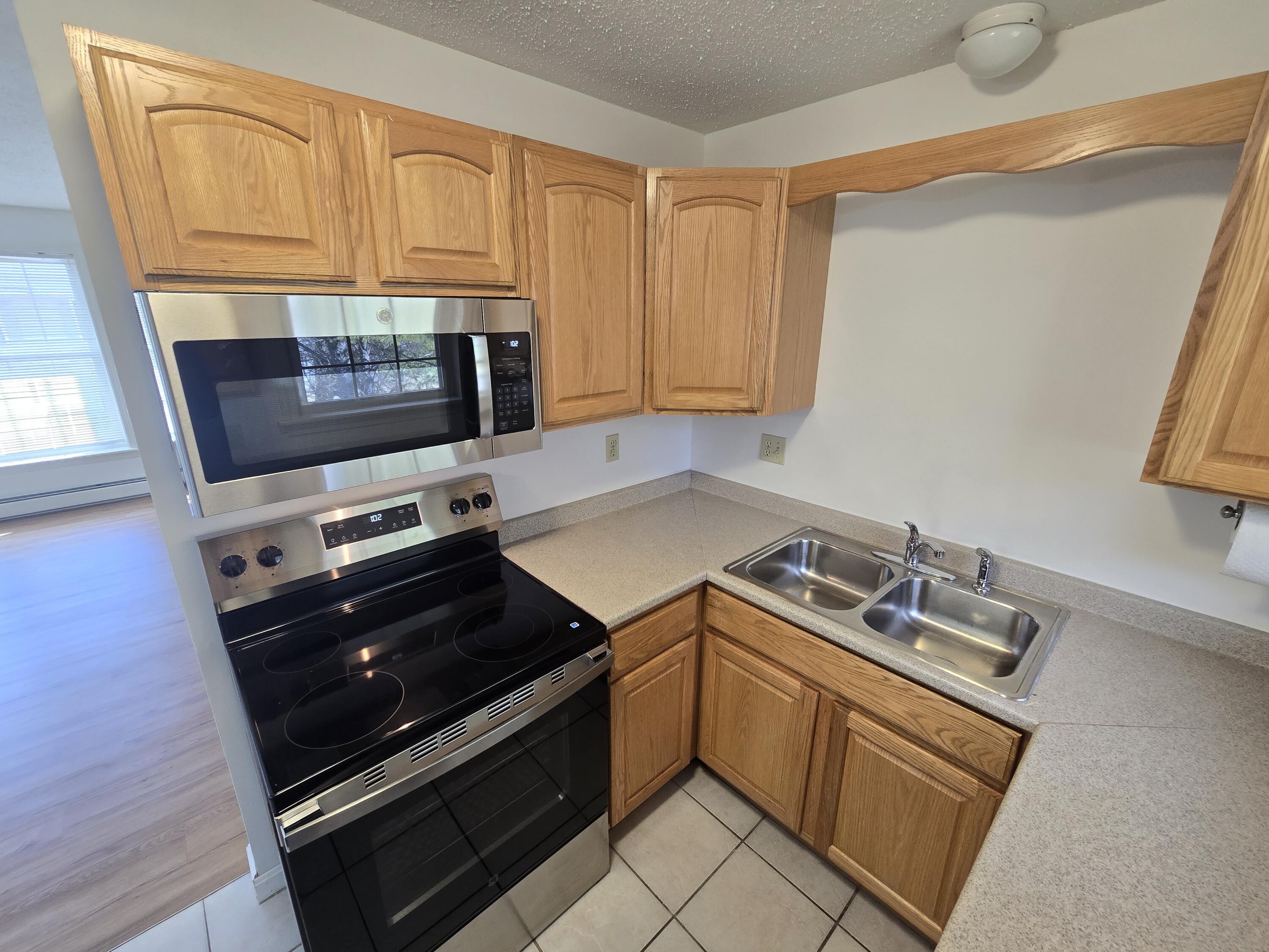 69 Fieldstone Bangor ME 04401