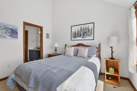 159 Ski View Drive Newry ME 04261