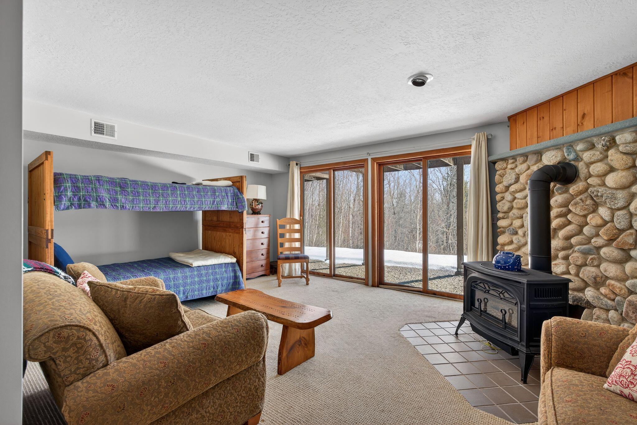 159 Ski View Drive Newry ME 04261
