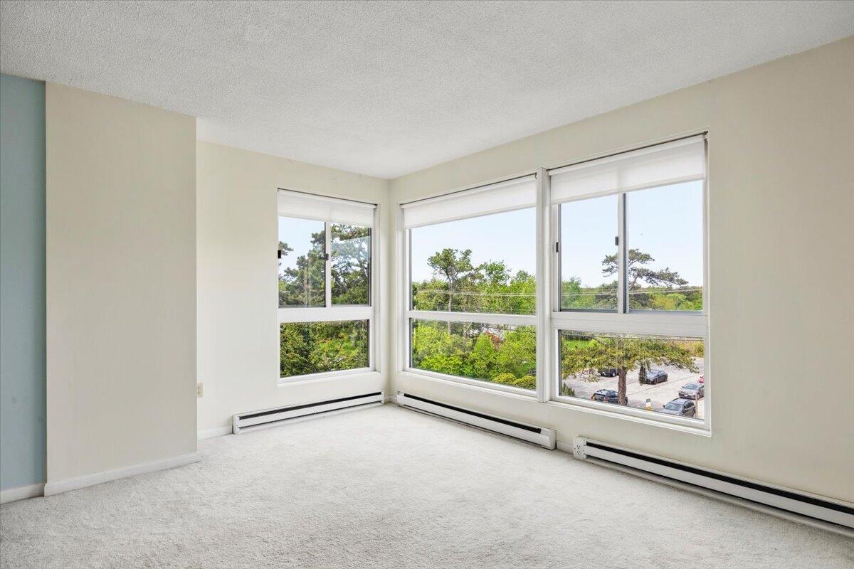 215 E Grand Avenue Old Orchard Beach ME 04064