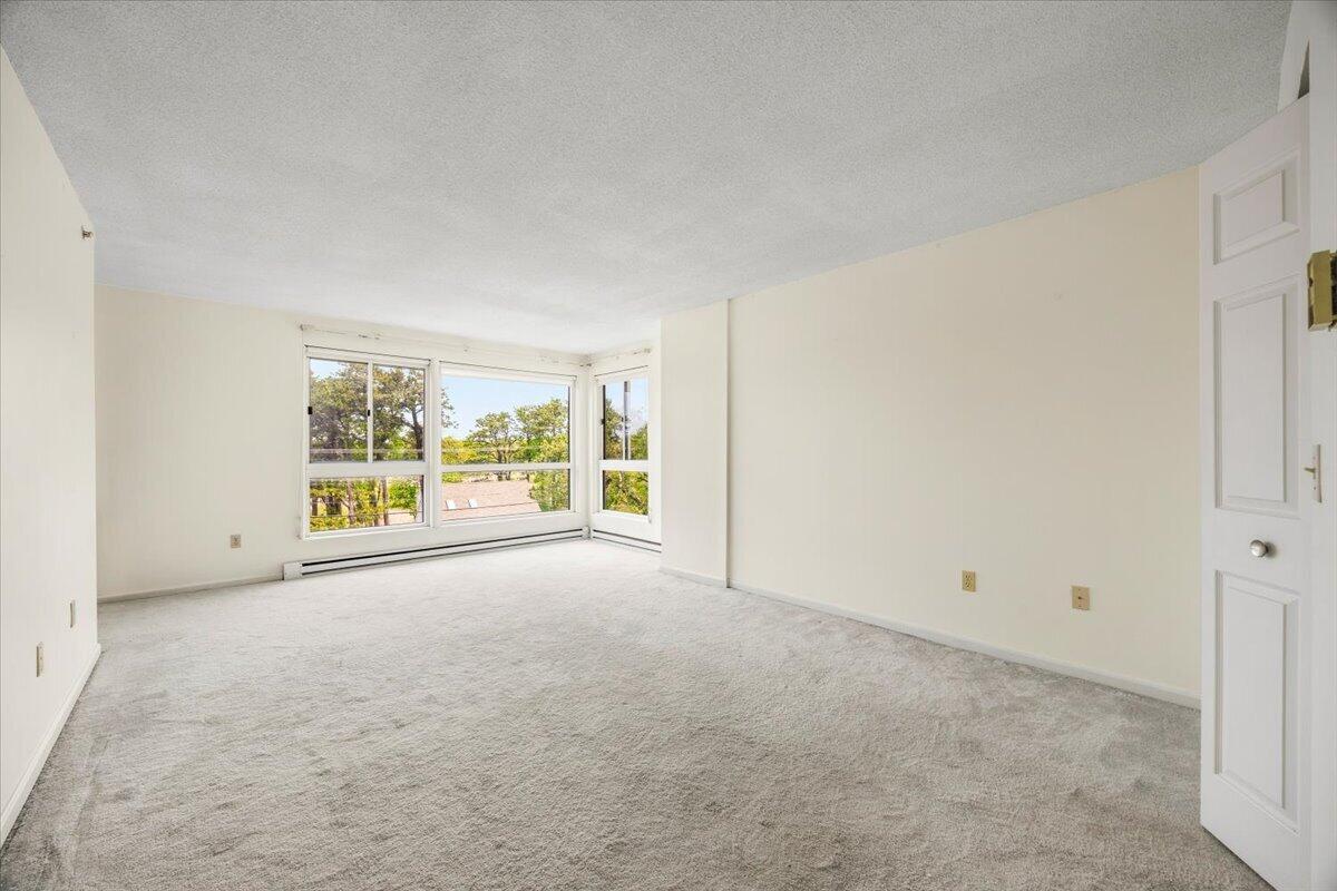 215 E Grand Avenue Old Orchard Beach ME 04064