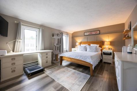 1372 Post Road Wells ME 04090