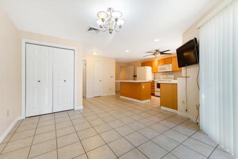 10 Ledges Court Lewiston ME 04240