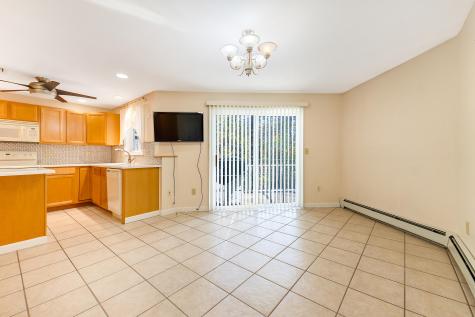 10 Ledges Court Lewiston ME 04240