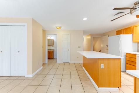 10 Ledges Court Lewiston ME 04240