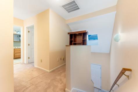 10 Ledges Court Lewiston ME 04240