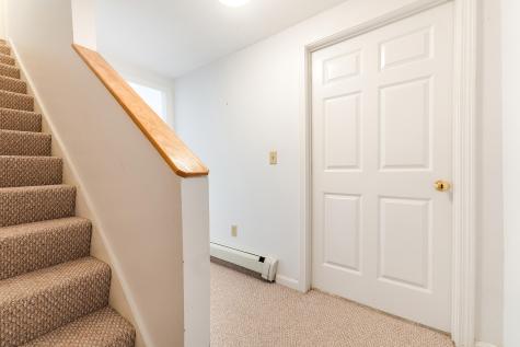 10 Ledges Court Lewiston ME 04240