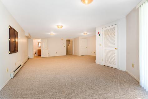 10 Ledges Court Lewiston ME 04240