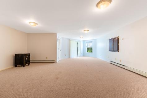 10 Ledges Court Lewiston ME 04240