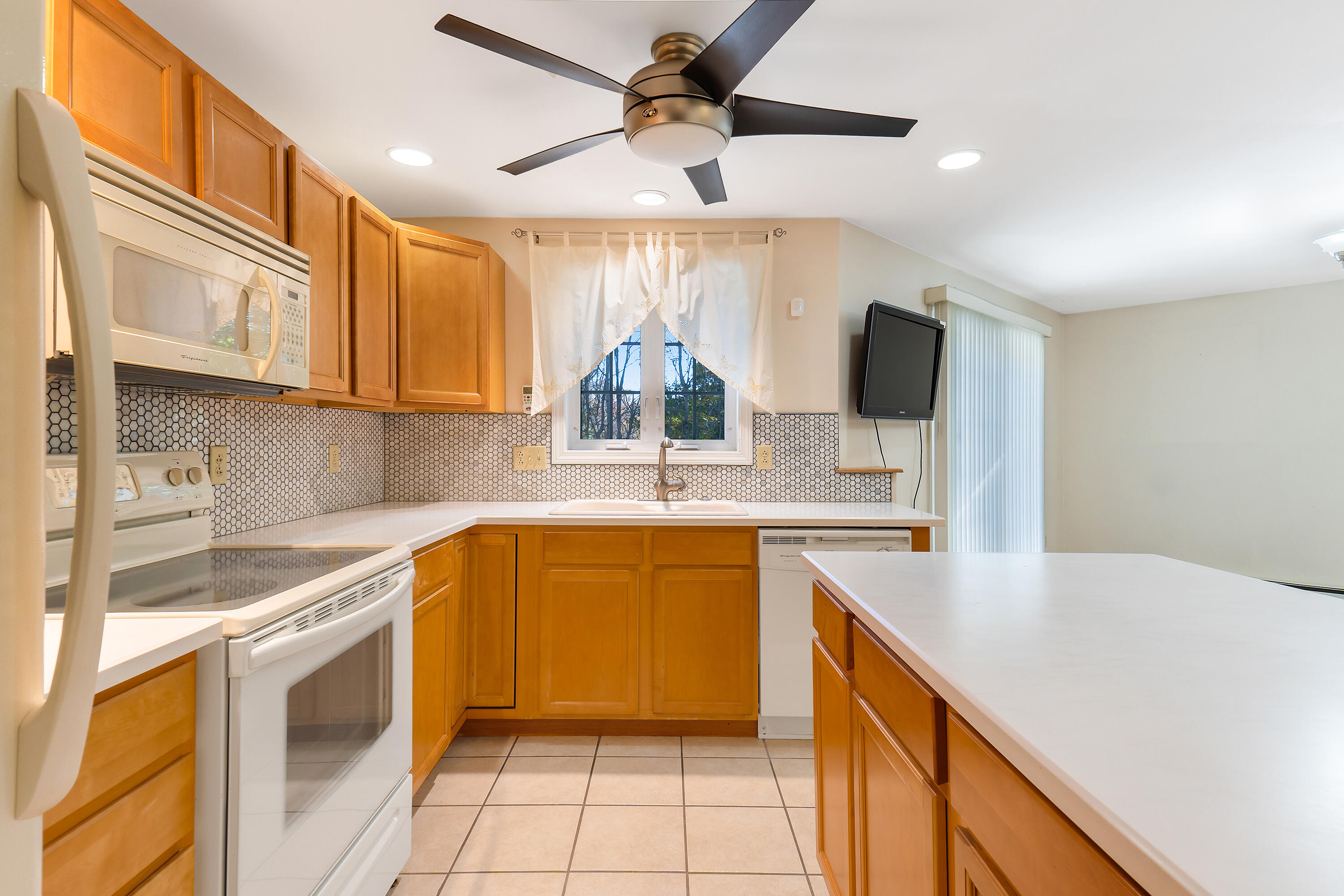 10 Ledges Court Lewiston ME 04240