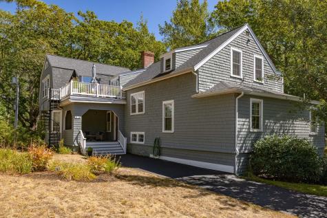 589 York Street York ME 03909