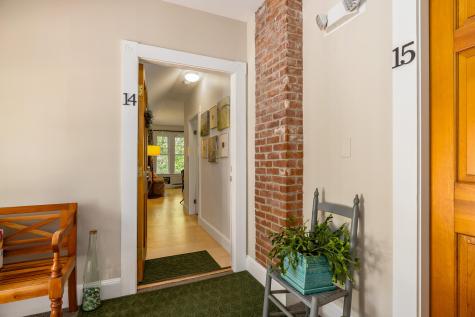 589 York Street York ME 03909