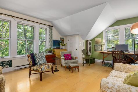 589 York Street York ME 03909