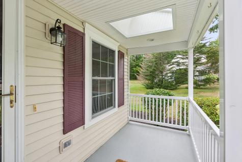 17 Hampton Glen Drive Kennebunk ME 04043