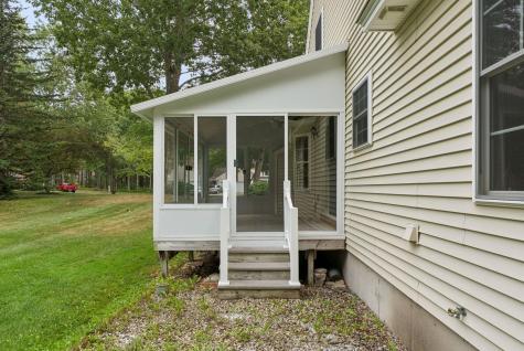17 Hampton Glen Drive Kennebunk ME 04043