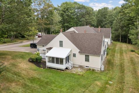17 Hampton Glen Drive Kennebunk ME 04043