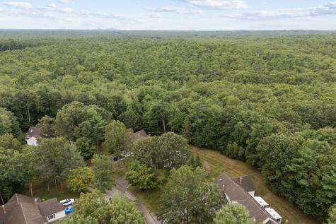 17 Hampton Glen Drive Kennebunk ME 04043