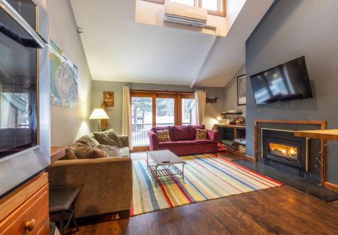 362 Sugartree Carrabassett Valley ME 04947