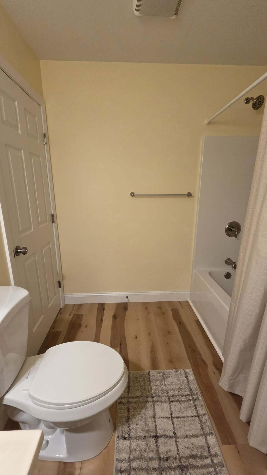 25 Village Circle Augusta ME 04330