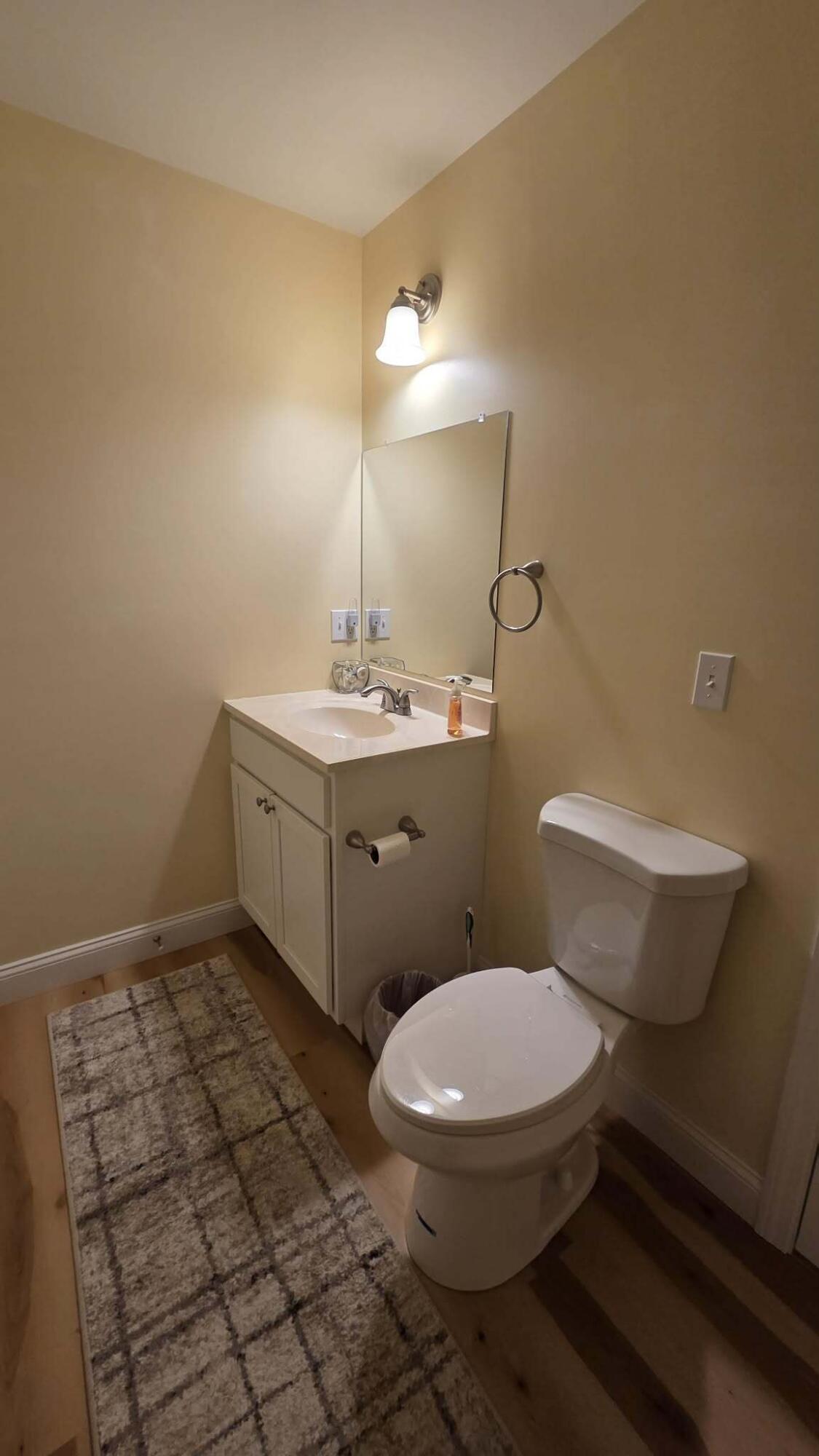 25 Village Circle Augusta ME 04330