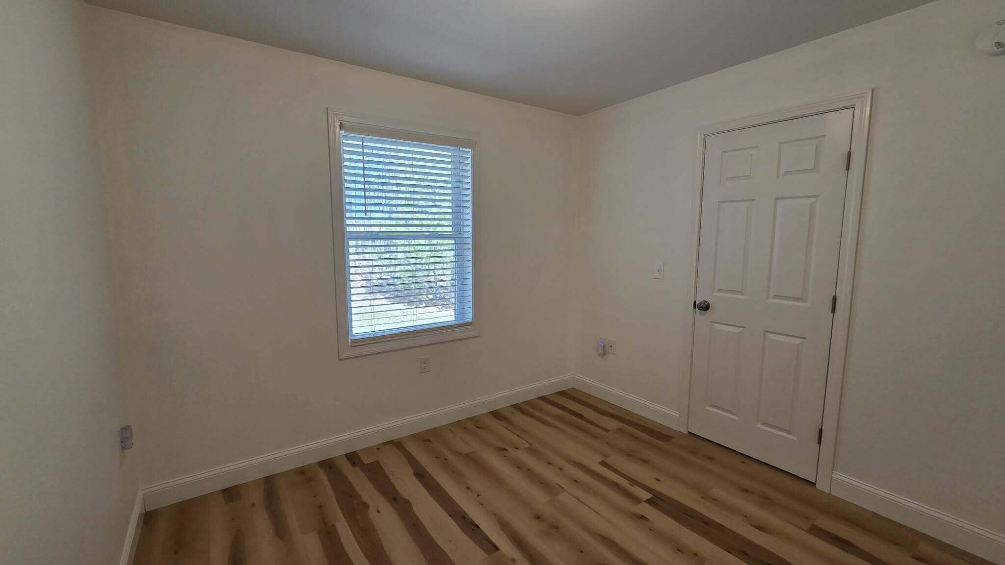 25 Village Circle Augusta ME 04330