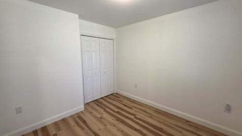25 Village Circle Augusta ME 04330