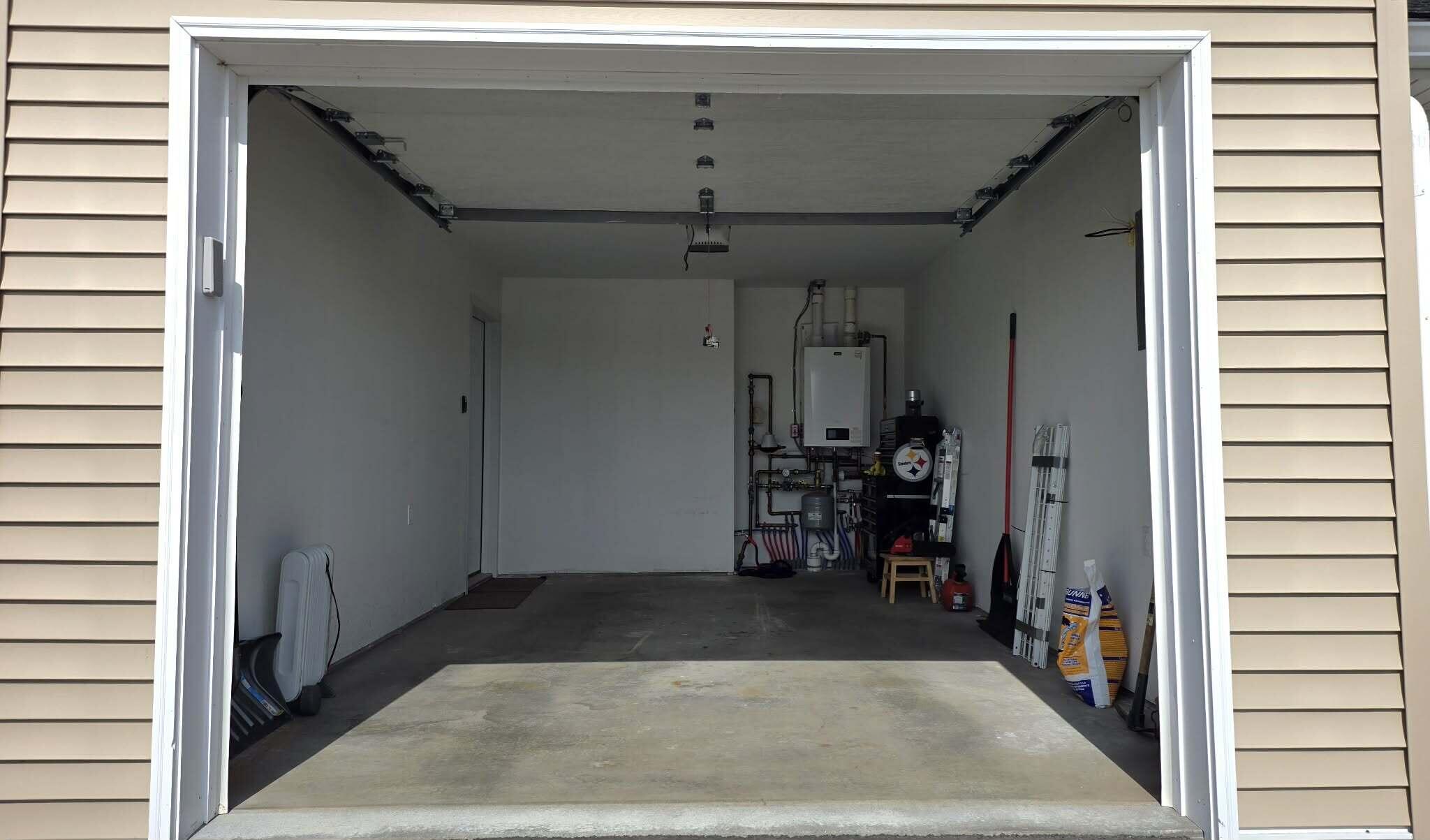25 Village Circle Augusta ME 04330