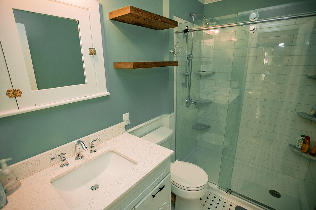 19 Pleasant Street Rangeley ME 04970