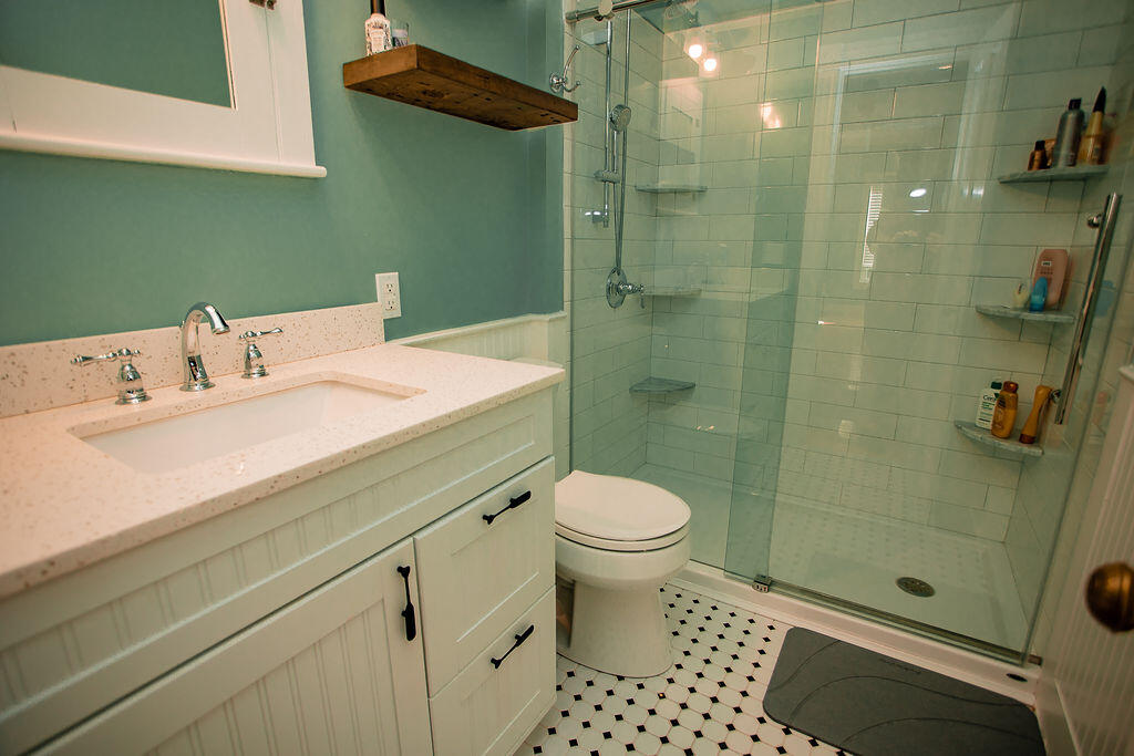 19 Pleasant Street Rangeley ME 04970