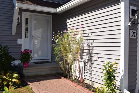 20 Sadler Drive Brunswick ME 04011